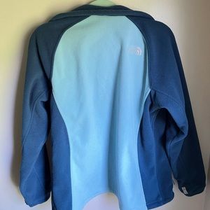 women’s blue north face